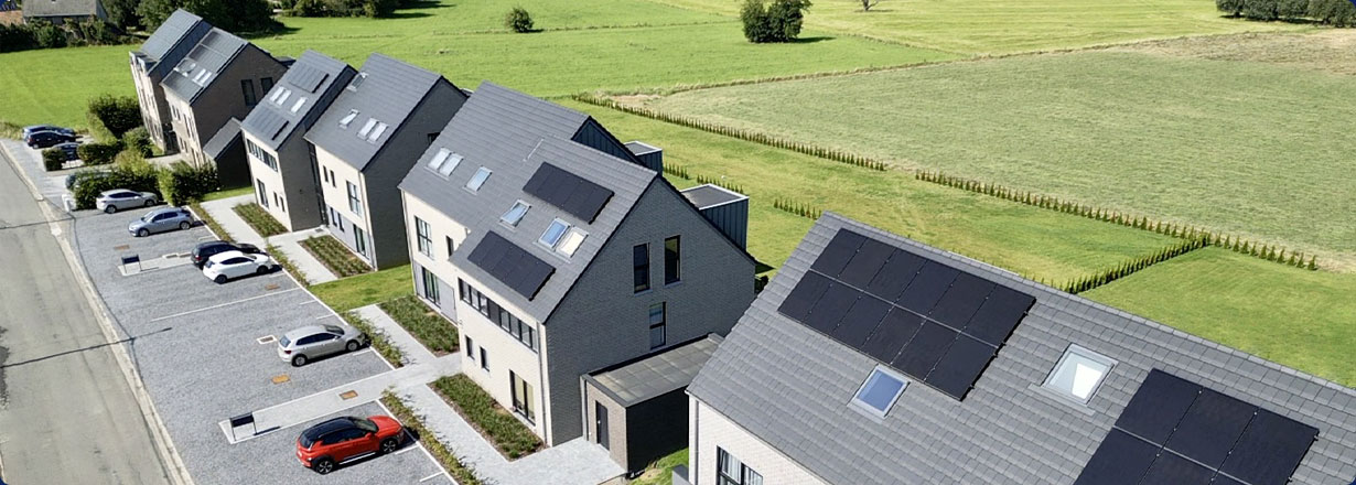 panneaux solaires JNL 430 sur plusieurs maisons à Clermont-sous-Huy